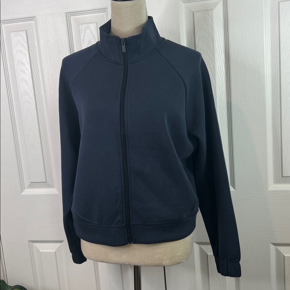 All In Motion - Women's Airy Sleek Full Zip Jacket Size M - Picture 4 of 12
